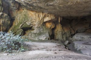 Cueva del Agua de la Alfaguara